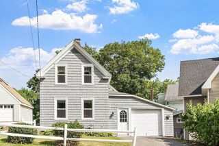 Photo of 37 Cedar Street Amesbury, MA 01913