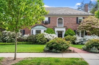 Photo of 167 Willard Rd Chestnut Hill, MA 02445
