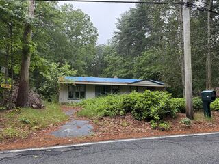 Photo of 187 Pleasant St Pembroke, MA 02359