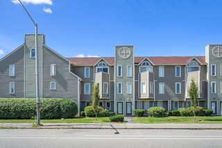 Photo of 70 Austin St Lowell, MA 01854