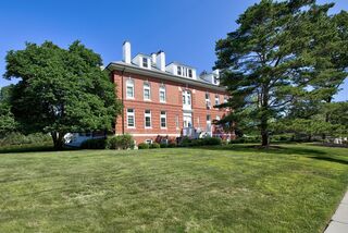 Photo of 66 Haskell St Beverly, MA 01915