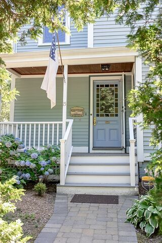 Photo of 15 Meriam Lexington, MA 02420