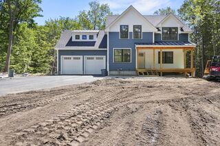 Photo of 25 Bayberry Ln Salisbury, MA 01952