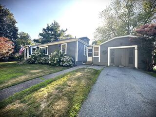 Photo of 1 Park St Middleborough, MA 02346
