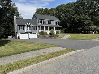 Photo of 62 Sequoia Dr Tyngsborough, MA 01879