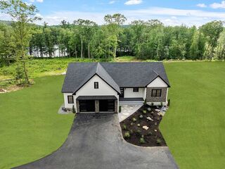 Photo of 315 Athol Rd Phillipston, MA 01331