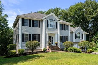 Photo of 4 Green Meadow Dr Lynnfield, MA 01940