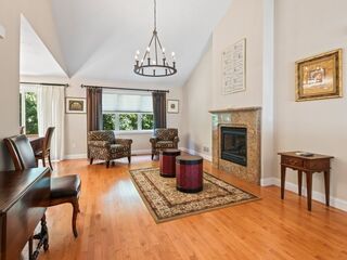 Photo of 10 Edward St Leicester, MA 01524