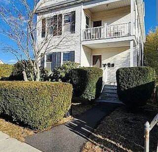 Photo of 28 Russells Mills Rd Dartmouth, MA 02748