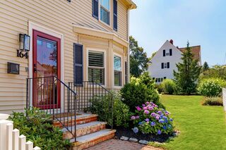 Photo of 164 Walnut Wellesley, MA 02481
