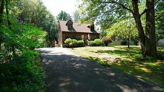 Photo of 336 Maple St. Franklin, MA 02038