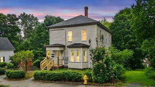 Photo of 307 Pine St Gardner, MA 01440