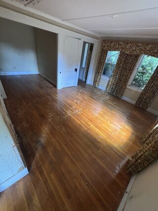 Photo of 230 Amesbury Rd Haverhill, MA 01830
