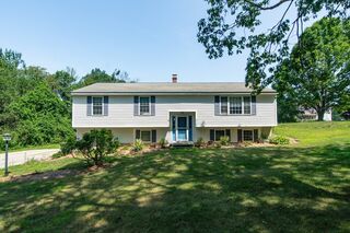 Photo of 3 Plum Tree Lane Hubbardston, MA 01445