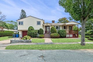 Photo of 4 Butterworth Rd Beverly, MA 01915