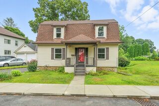 Photo of 20 Glover St Southbridge, MA 01550