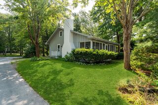 Photo of 8 Captain's Lane Mattapoisett, MA 02739