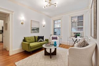 Photo of 70 Phillips St Boston - Beacon Hill, MA 02114