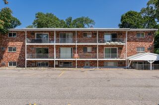 Photo of 73 Charlesbank Rd Newton Center, MA 02458