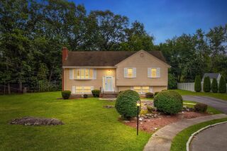 Photo of 22 Millbrook Lane Wakefield, MA 01880