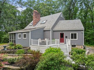 Photo of 217 Seven Star Rd Groveland, MA 01834