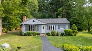 Photo of 185 Seekell St Taunton, MA 02718