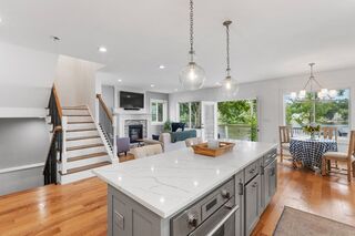 Photo of 46 Crescent Ave Lynnfield, MA 01940