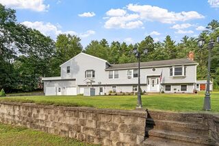 Photo of 622 Townsend Rd Groton, MA 01450