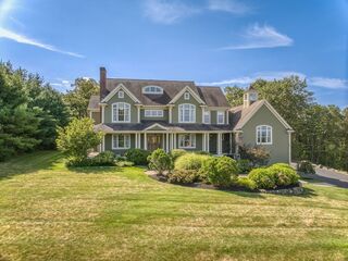 Photo of 108 Oak Trail Bolton, MA 01740