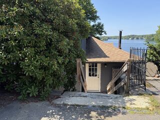 Photo of 570 Eastside Road Wrentham, MA 02093