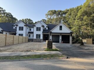 Photo of 18 Overlook Drive Bedford, MA 01730