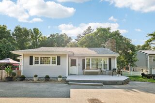 Photo of 63 County Rd Freetown, MA 02717