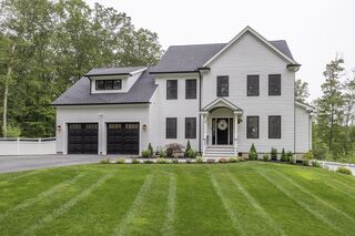 Photo of 2 Ledgestone Rd Douglas, MA 01516