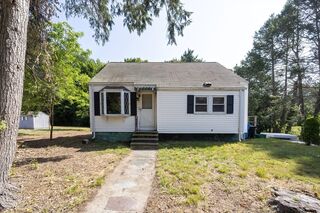 Photo of 25 Geordan Ave Wrentham, MA 02093