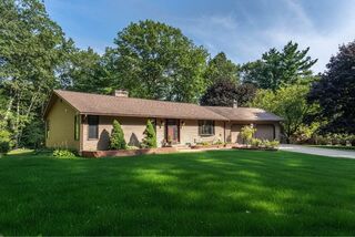 Photo of 60 Mason Rd Holden, MA 01522