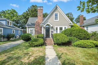 Photo of 11 Dana Rd West Newton, MA 02465
