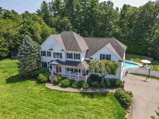 Photo of 14 Willow Pl Norfolk, MA 02056