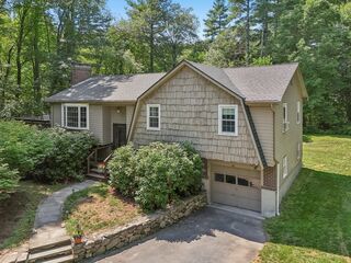 Photo of 318 Harvard Rd Stow, MA 01775