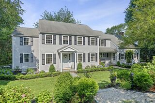 Photo of 56 Chapel St Duxbury, MA 02332