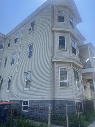 Photo of 212 Weld St New Bedford, MA 02740