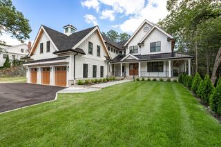 Photo of 33 Royalston Road Wellesley Hills, MA 02481