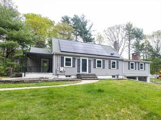 Photo of 40 Neal St Walpole, MA 02081