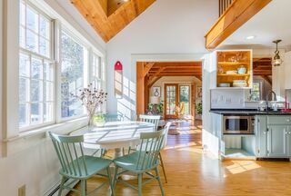 Photo of 89 Choate St Essex, MA 01929