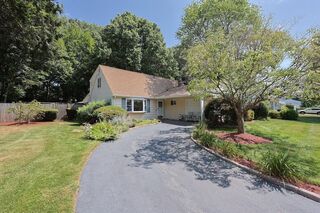 Photo of 175 Westfield Dr Holliston, MA 01746