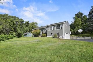 Photo of 534 Pleasant Street Leicester, MA 01524