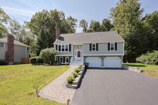 Photo of 76 Jamestown Rd Leominster, MA 01453