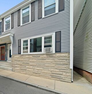 Photo of 5 Bantry Way Boston - South Boston, MA 02127