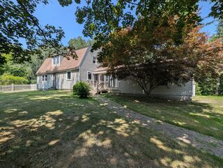 Photo of 250 Lowell St Dunstable, MA 01827