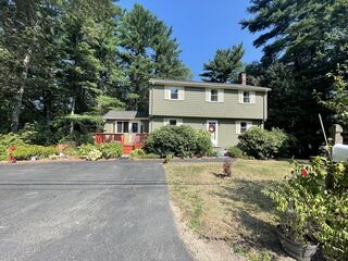 Photo of 7 Albert St Pinehurst, MA 01821
