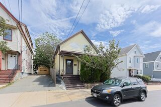 Photo of 59 Clinton St Everett, MA 02149